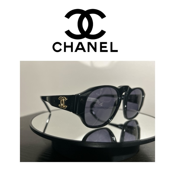 CHANEL Vintage Authentic‎ 90’s CC Gold Logo Black Framed Sunglasses - Picture 1 of 6